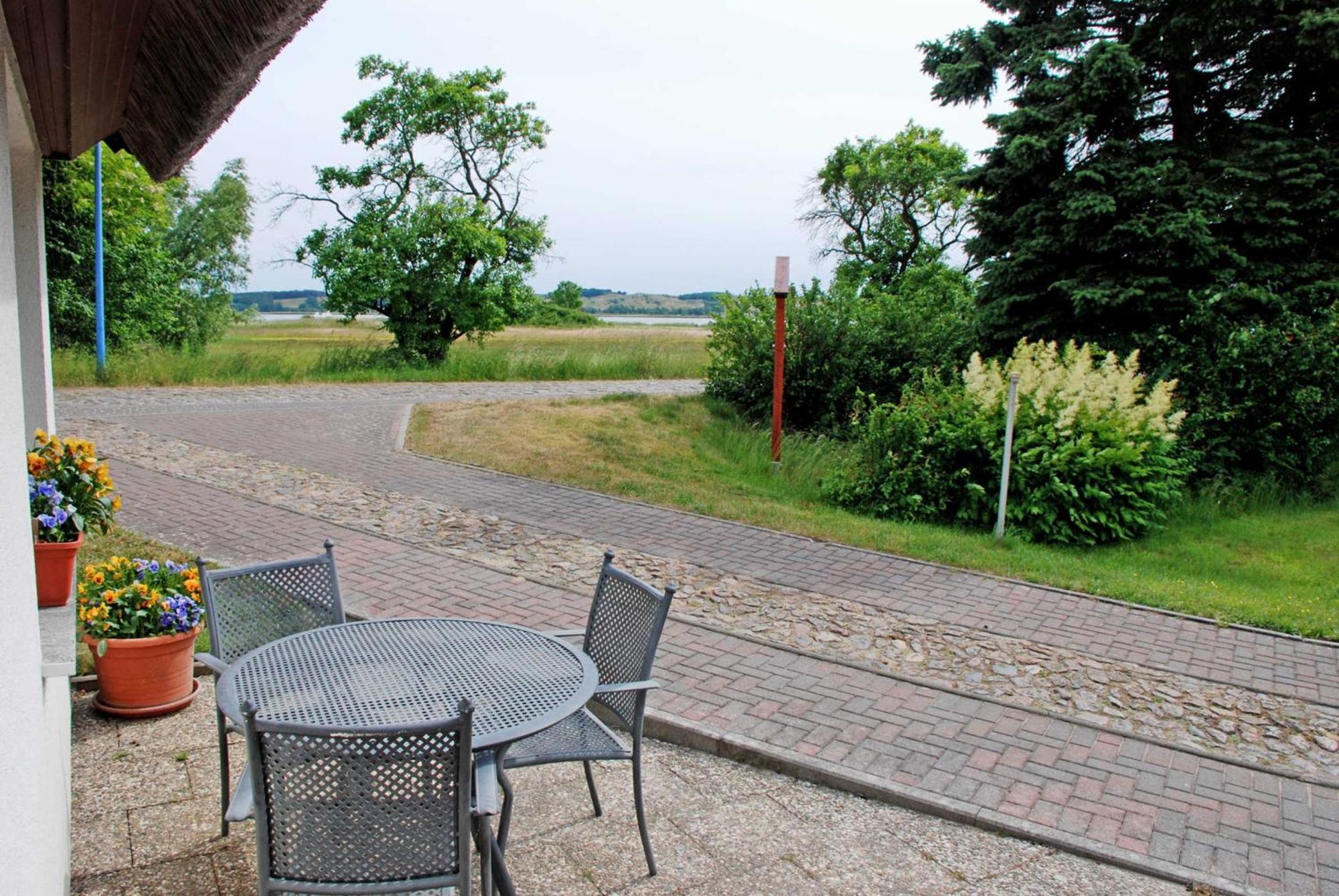 Ferienwohnungen Im Haus Am Deich Middelhagen Extérieur photo