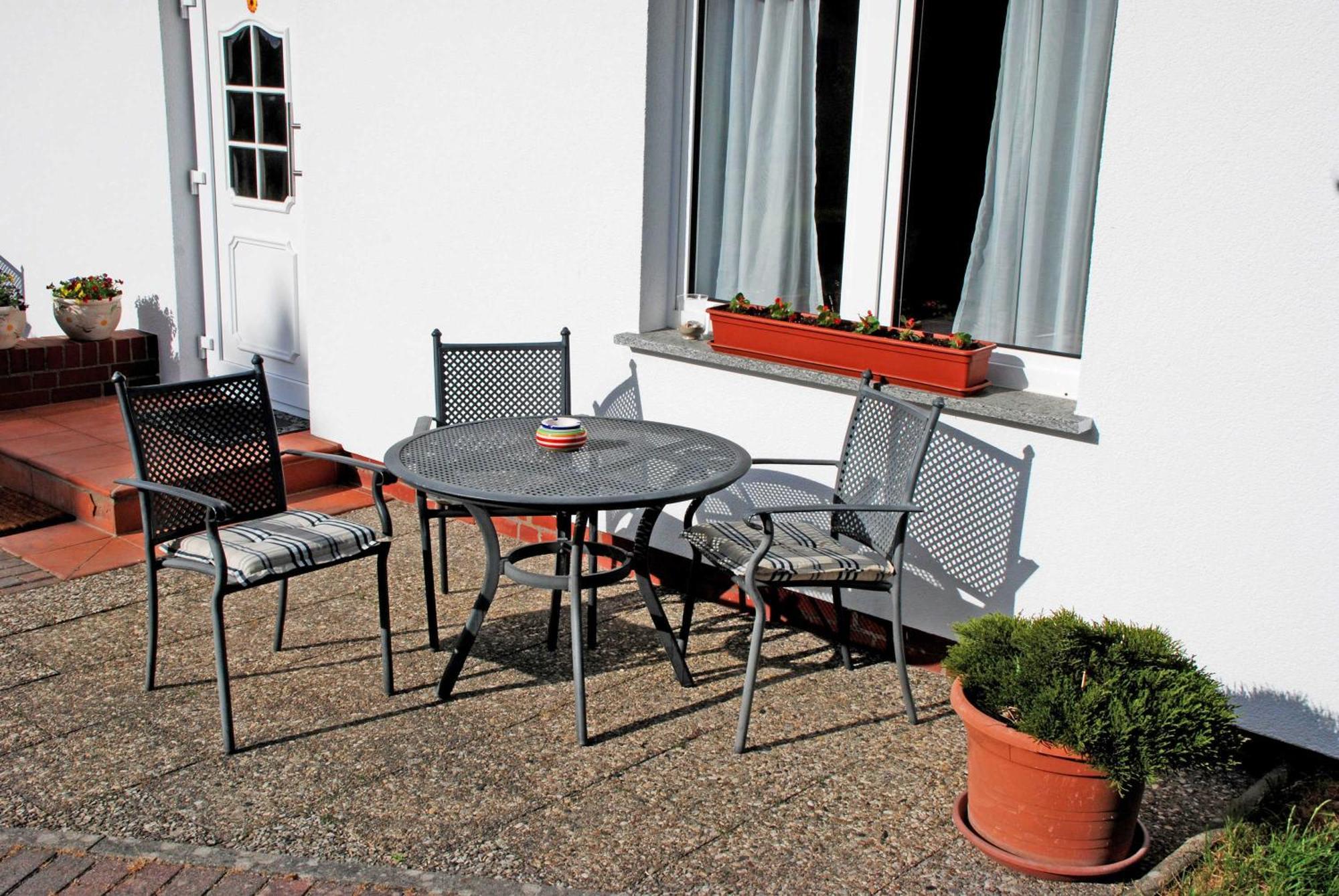 Ferienwohnungen Im Haus Am Deich Middelhagen Extérieur photo